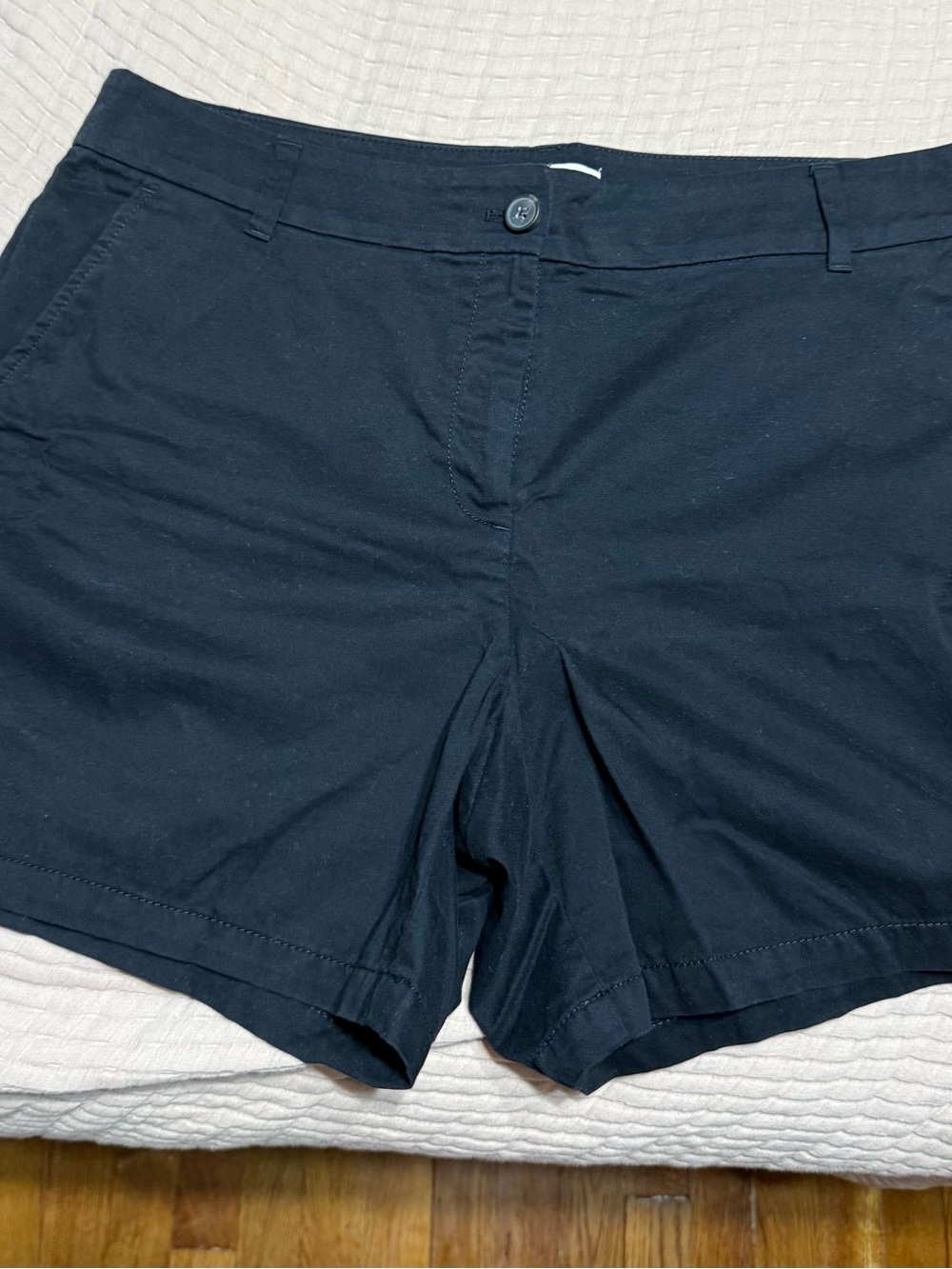 LOFT Womens Black Chino Short
